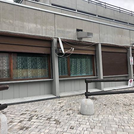 Condominio Circus 布勒伊-切尔维尼亚 外观 照片